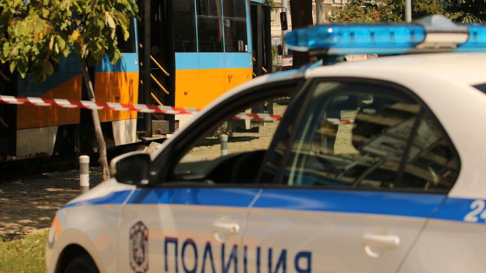 Камион удари трамвай в София, ватманът е пострадал